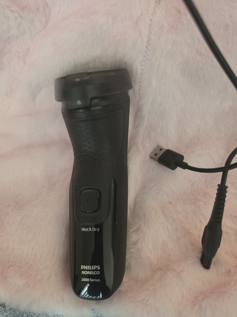 2000 Series Black Wet & Dry Philips Electric Shaver